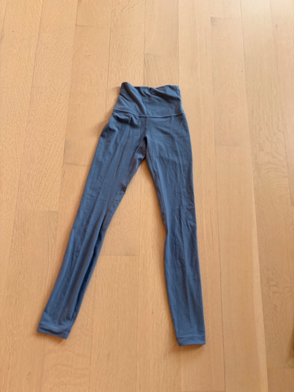 lululemon Align High Rise Ribbed Pant 28 - Picture 2 of 2
